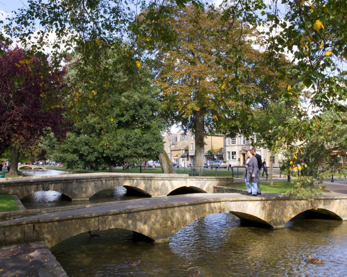 Glevum Lodge - 2 Bedroom Town Centre Apartment Cirencester Exterior photo